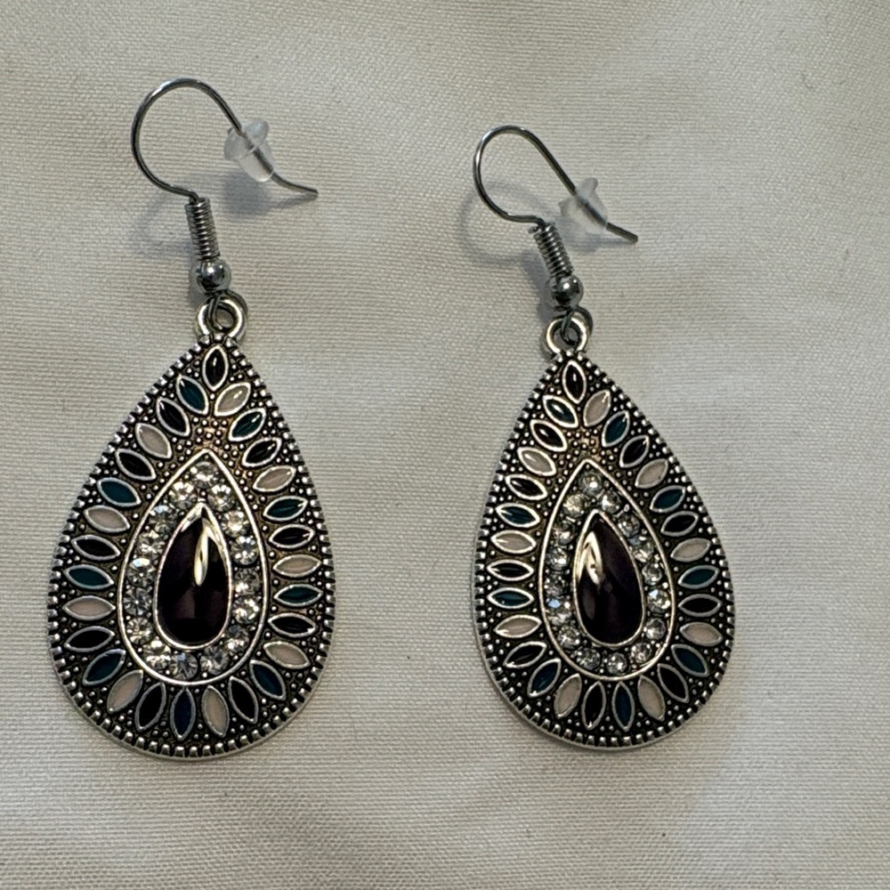 Elegant Silver and Black Teardrop Earrings